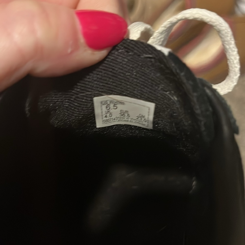 Vans size 6.5 - Picture 4 of 4